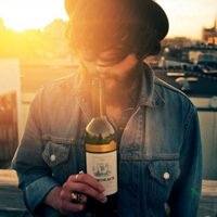 qq头像男生喝酒伤感颓废喝酒男生头像伤感图片