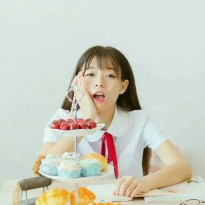 女生吃东西的头像图片 高清女生吃东西的头像好看
