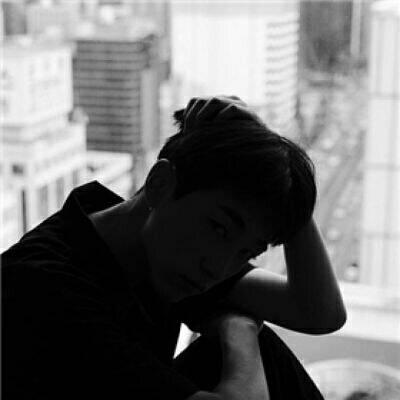 意境头像男高清好看意境让人舒服的头像男