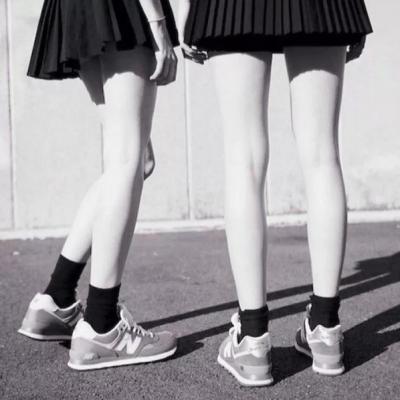 女生部位腿部图头像 高清性感的女生美腿