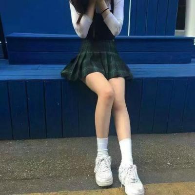 女生部位腿部图头像 高清性感的女生美腿