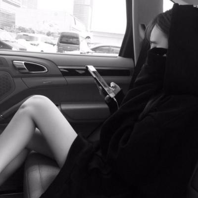 qq头像女生侧脸 黑白,qq头像女生侧脸 qq头像女生黑白高冷,高清悲伤的黑白高冷女生qq头像图片