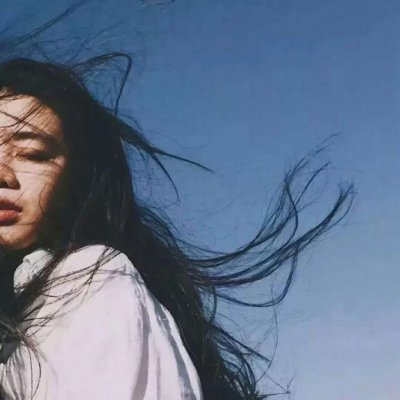 女生蓝色头像小清新 高清好看的蓝色小清新女生头像