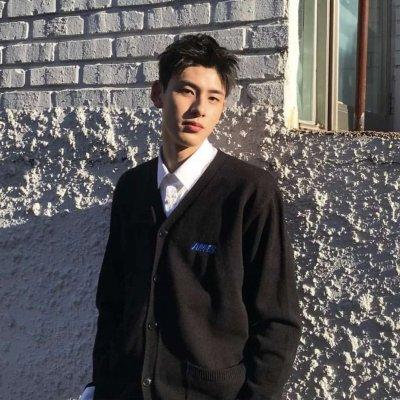 美头网 男生头像 > 超帅小哥哥头像高清
