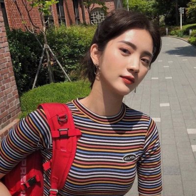 森系女头微高冷 高清好看的高冷森系女生头像图片
